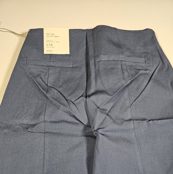 A New Day Women's High Rise Skinny Ankle Stretch Pants Color Blue Size 4 Regular - Picture 3 of 13